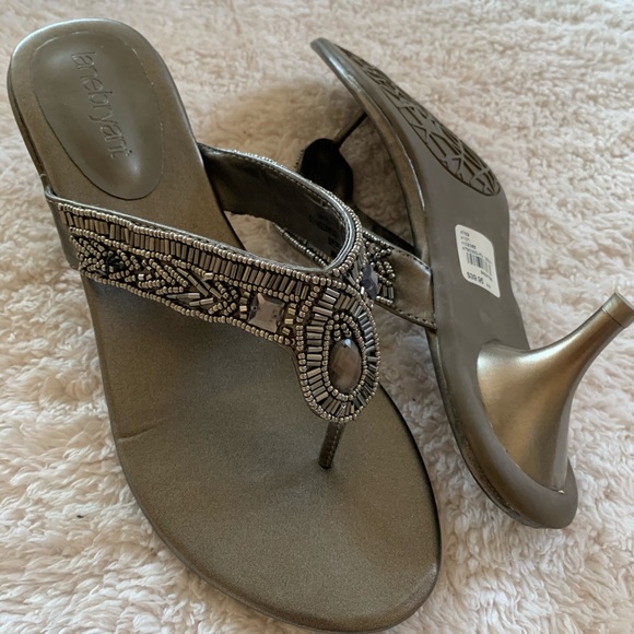 NWT Lane Bryant new in box silver heels - Picture 12 of 15